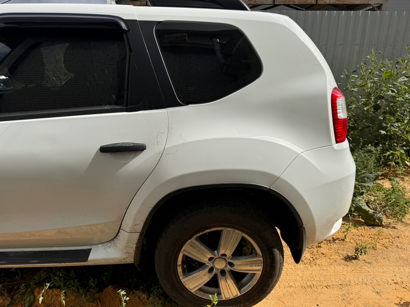 Дверь боковая