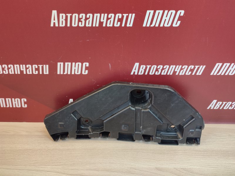 Кронштейн бампера