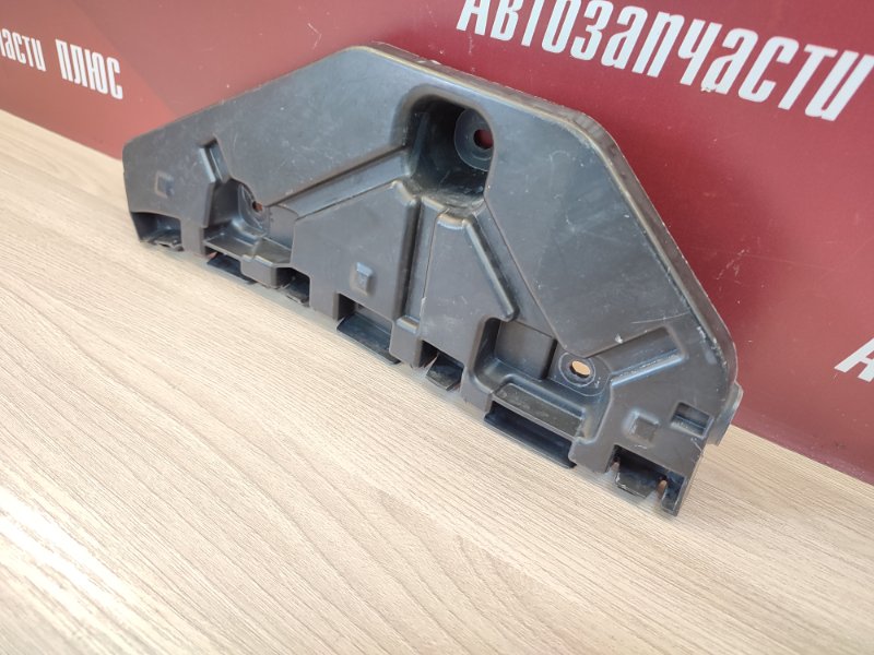 Кронштейн бампера