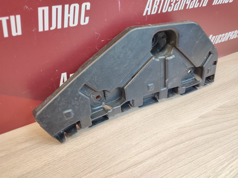 Кронштейн бампера