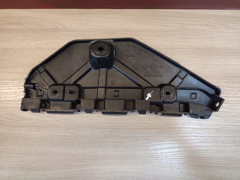 Кронштейн бампера