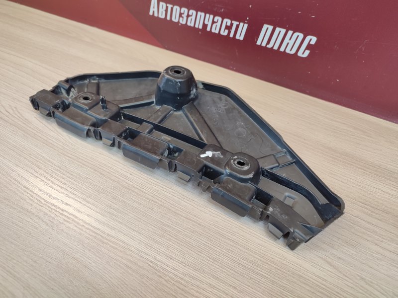 Кронштейн бампера