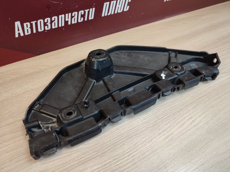 Кронштейн бампера