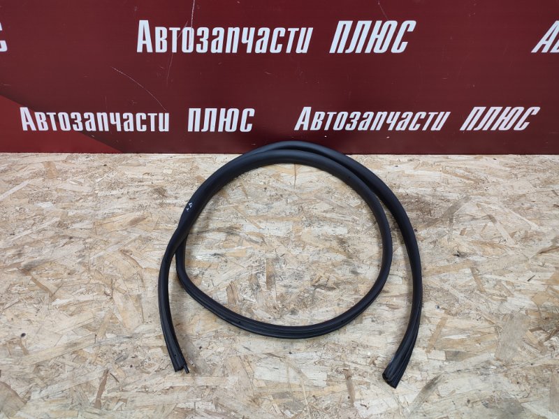 Уплотнитель проема      двери