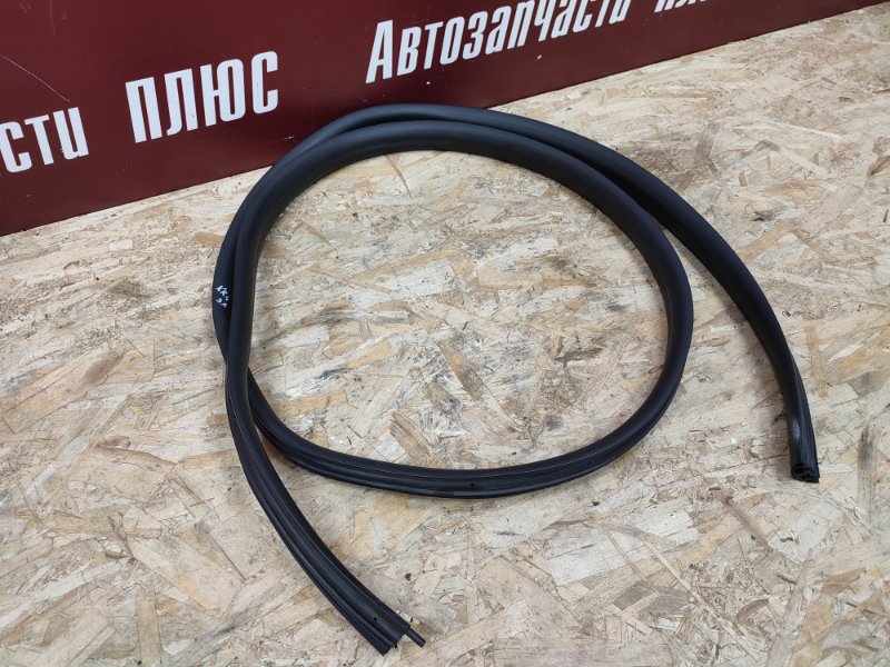 Уплотнитель проема      двери