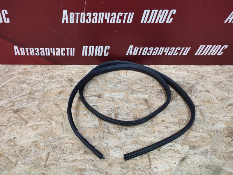 Уплотнитель проема      двери