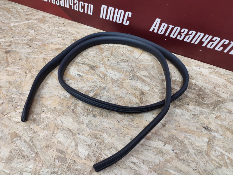 Уплотнитель проема      двери