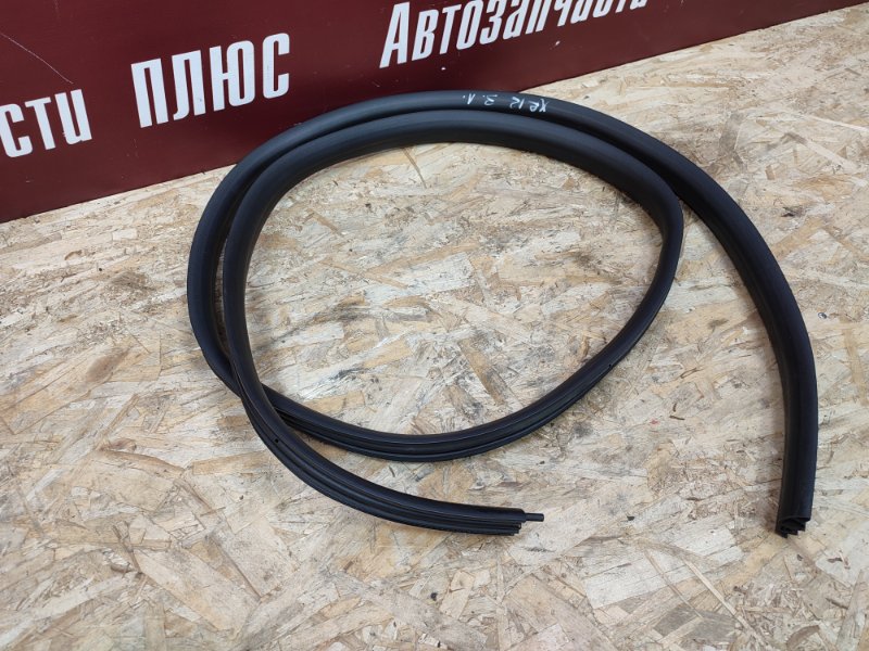 Уплотнитель проема      двери