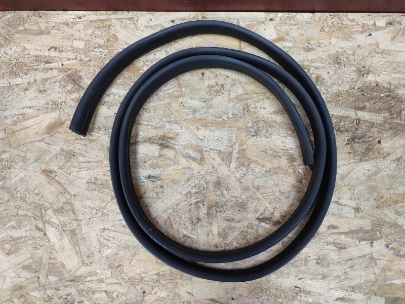 Уплотнитель проема      двери