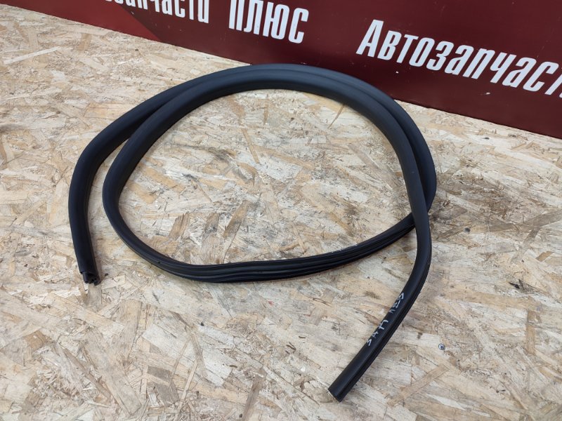 Уплотнитель проема      двери