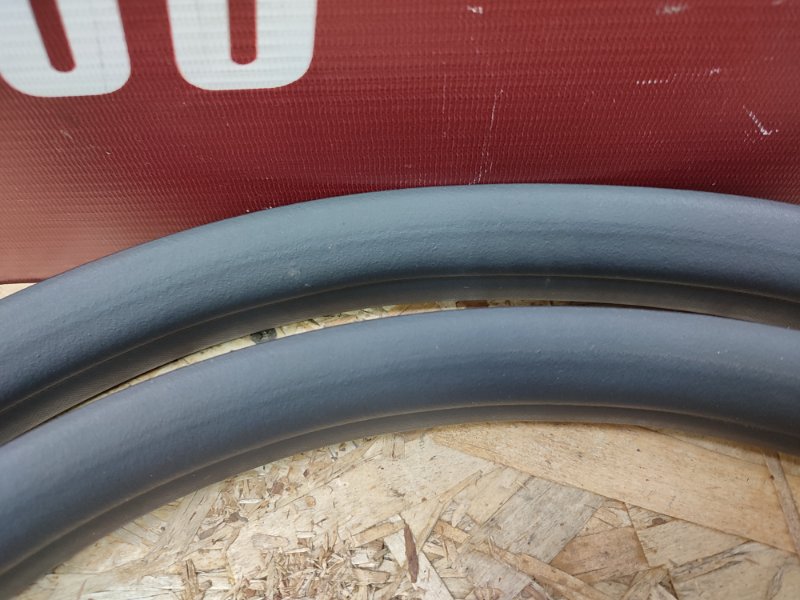 Уплотнитель проема      двери