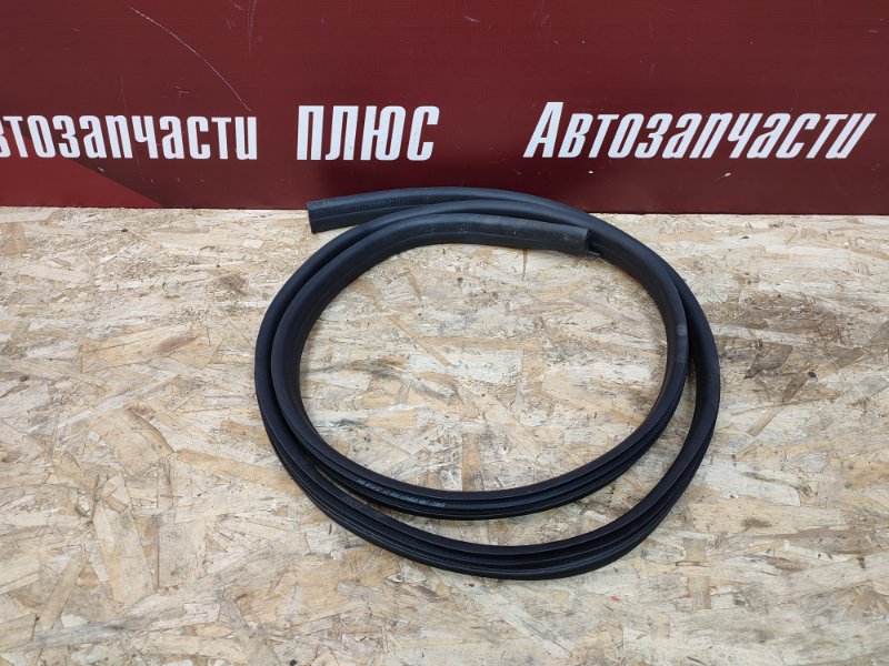 Уплотнитель проема      двери