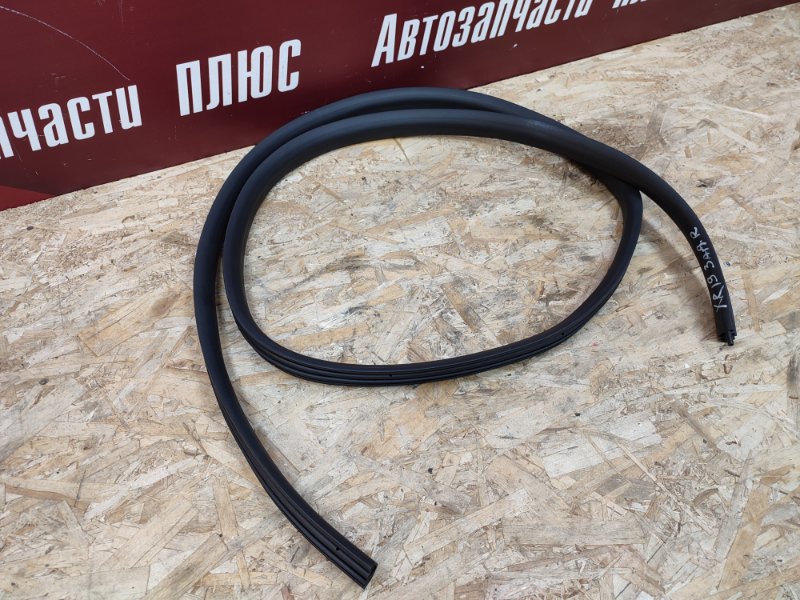 Уплотнитель проема      двери