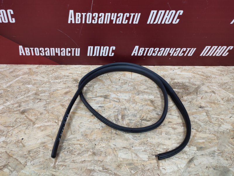 Уплотнитель проема      двери