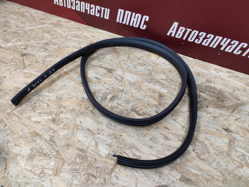 Уплотнитель проема      двери