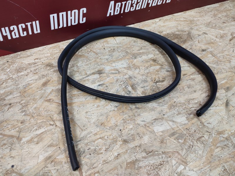 Уплотнитель проема      двери