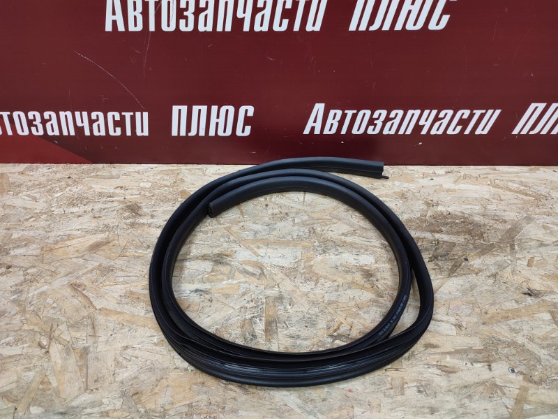 Уплотнитель проема      двери