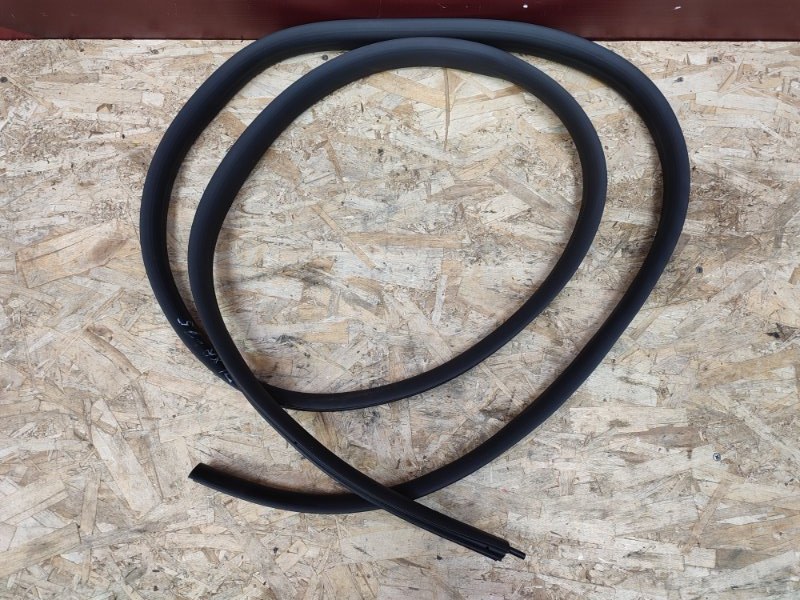 Уплотнитель проема      двери