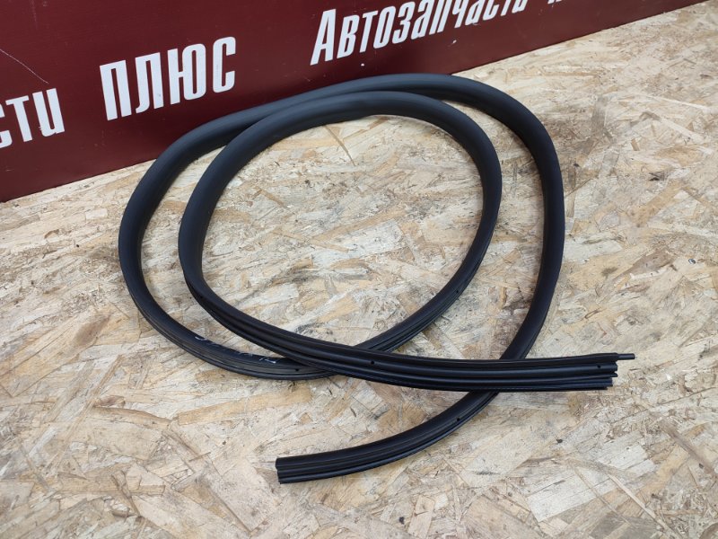 Уплотнитель проема      двери