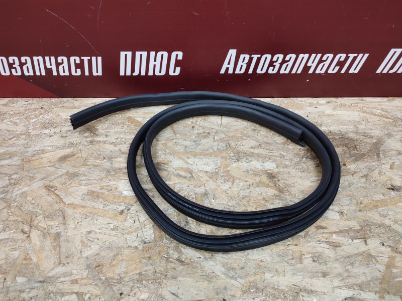 Уплотнитель проема      двери