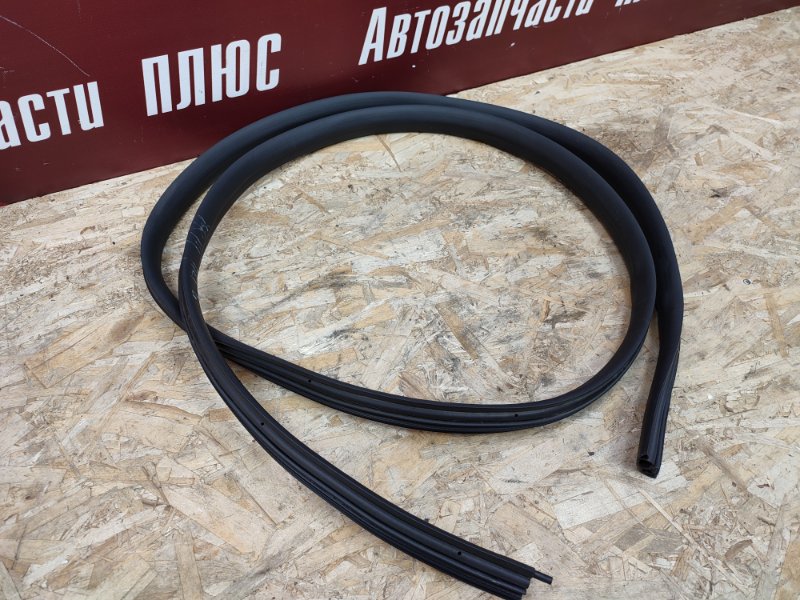 Уплотнитель проема      двери