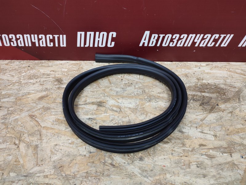 Уплотнитель проема      двери