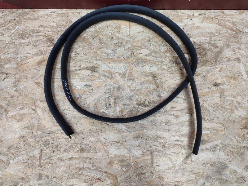 Уплотнитель проема      двери