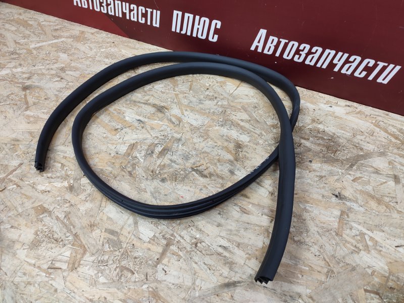 Уплотнитель проема      двери