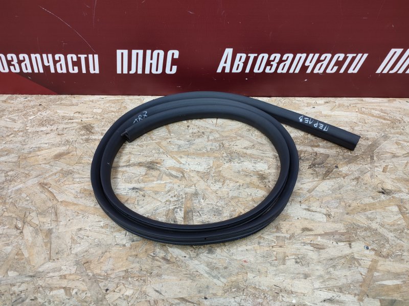 Уплотнитель проема      двери