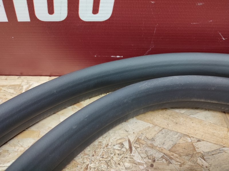 Уплотнитель проема      двери