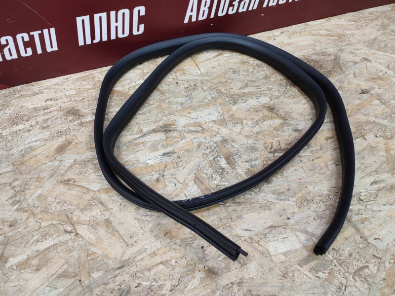 Уплотнитель проема      двери