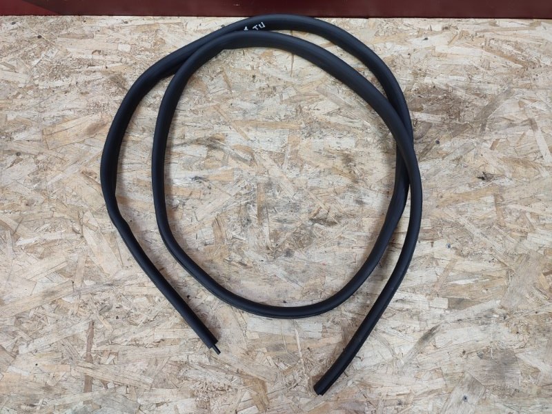 Уплотнитель проема      двери