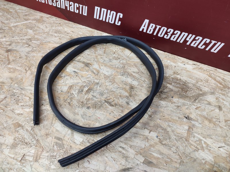 Уплотнитель проема      двери