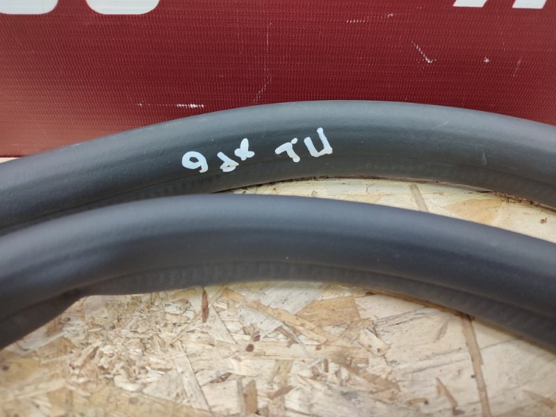 Уплотнитель проема      двери