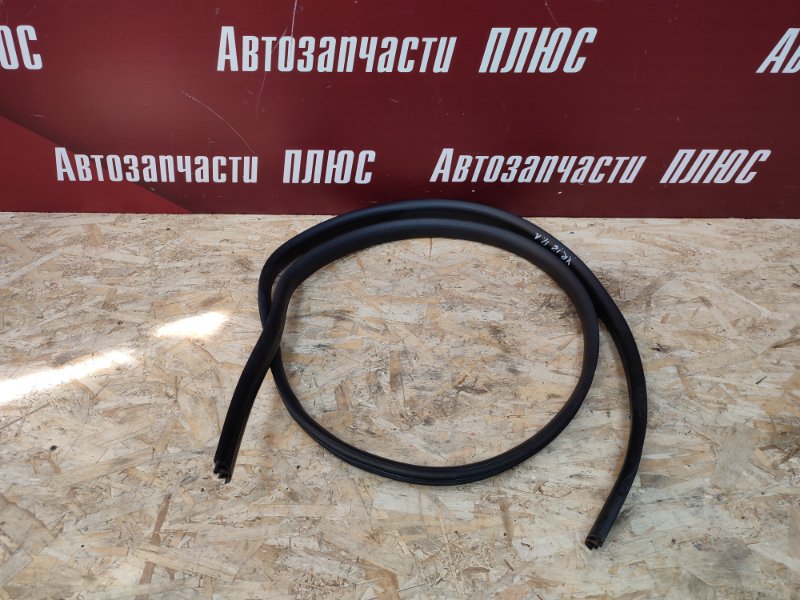 Уплотнитель проема      двери