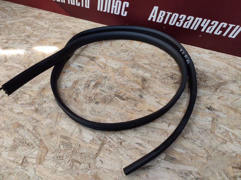 Уплотнитель проема      двери