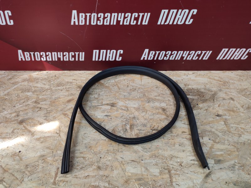 Уплотнитель проема      двери