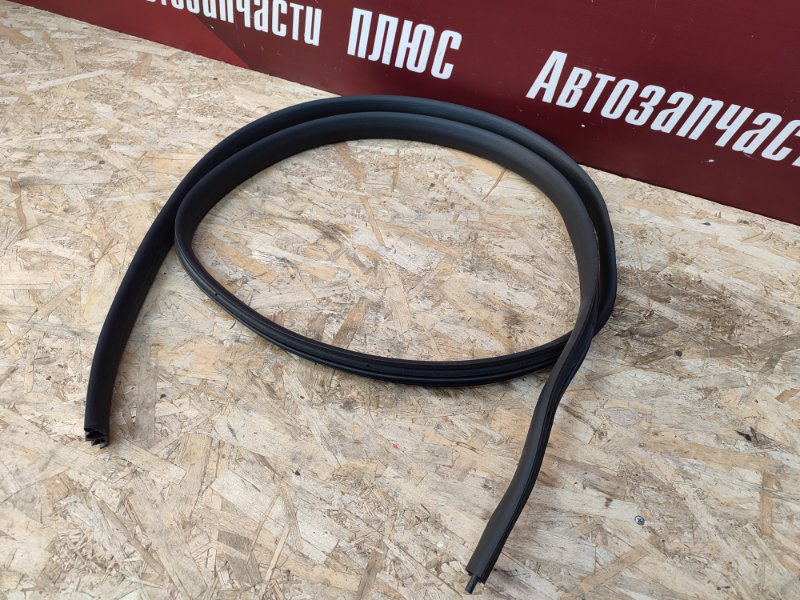 Уплотнитель проема      двери