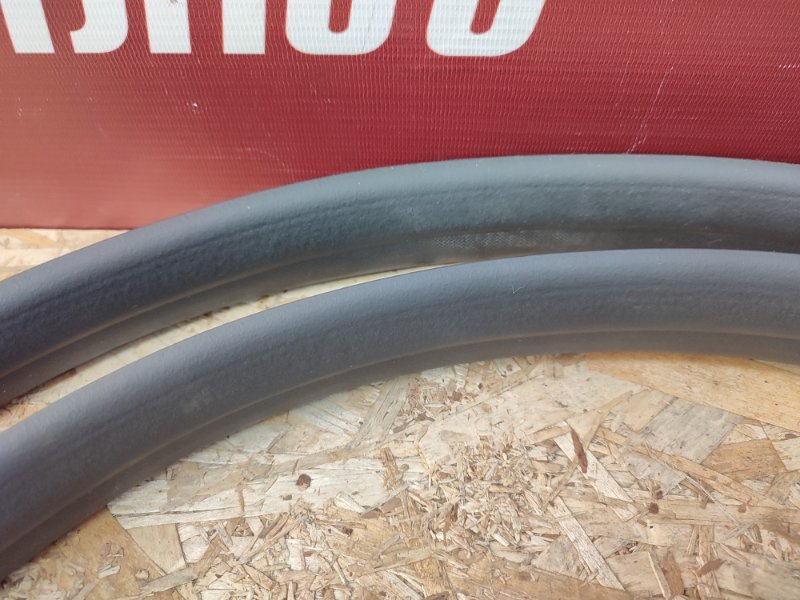 Уплотнитель проема      двери