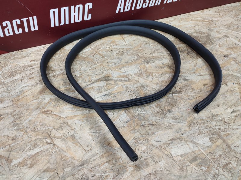 Уплотнитель проема      двери