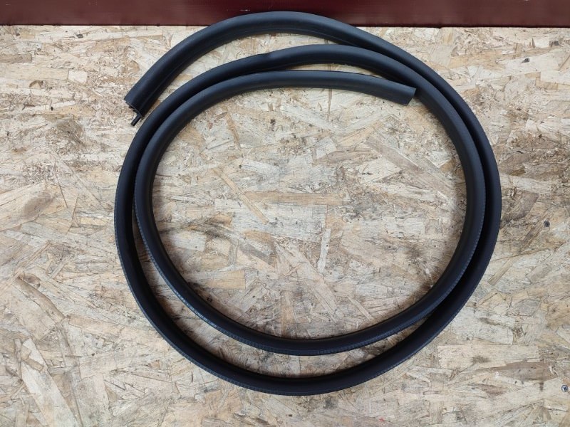 Уплотнитель проема      двери