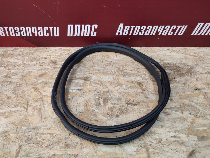 Уплотнитель двери