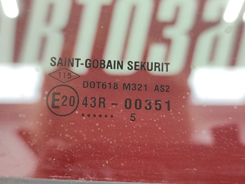 Дверь боковая