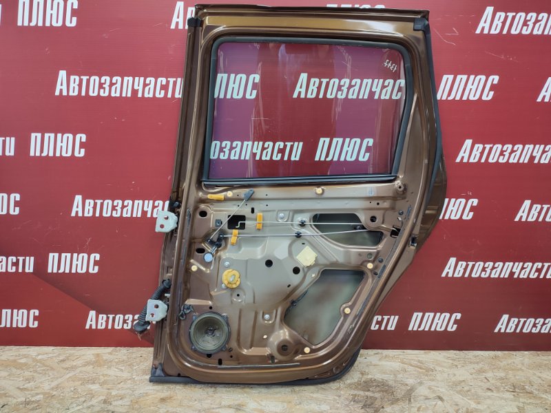 Дверь боковая