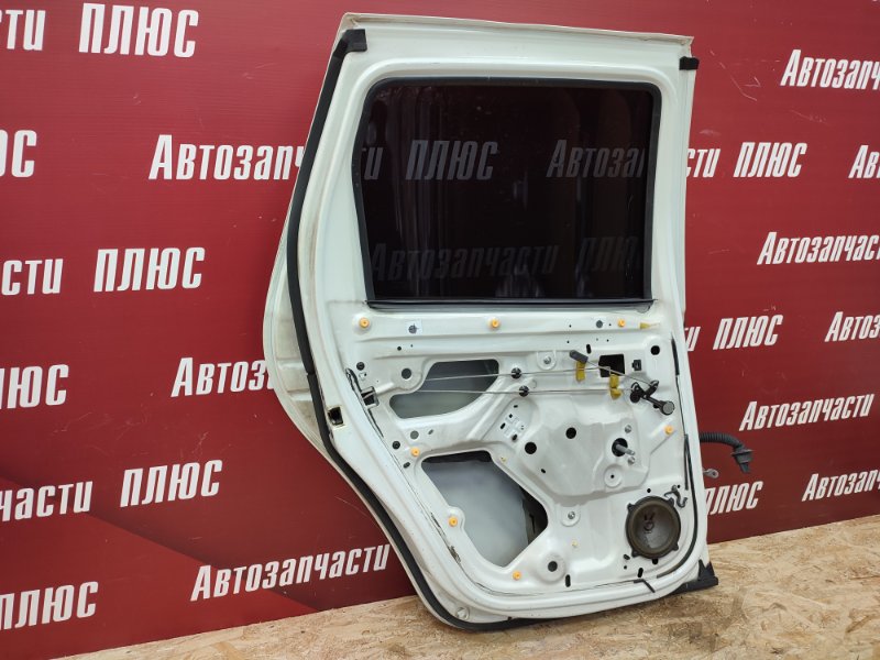 Дверь боковая