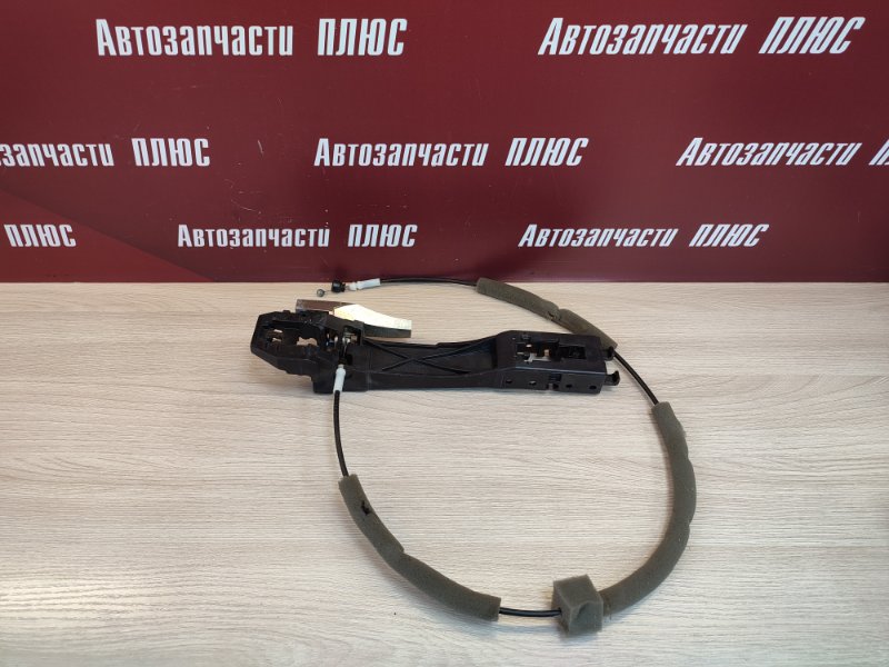 Кронштейн ручки двери