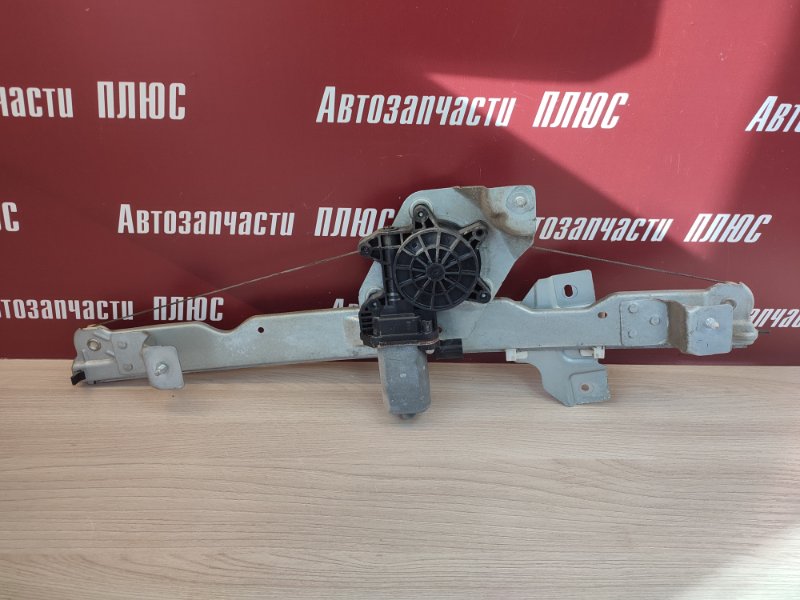 Стеклоподъемник    двери