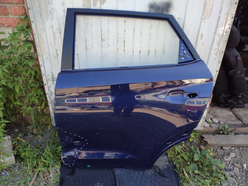 Дверь боковая