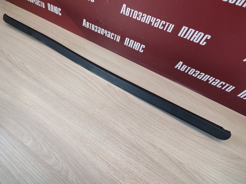 Уплотнитель стекла двери внешний