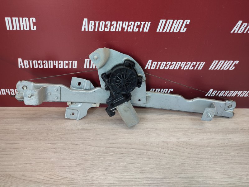 Стеклоподъемник    двери